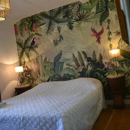 Grand Holiday home Mazeyrat-d'Allier